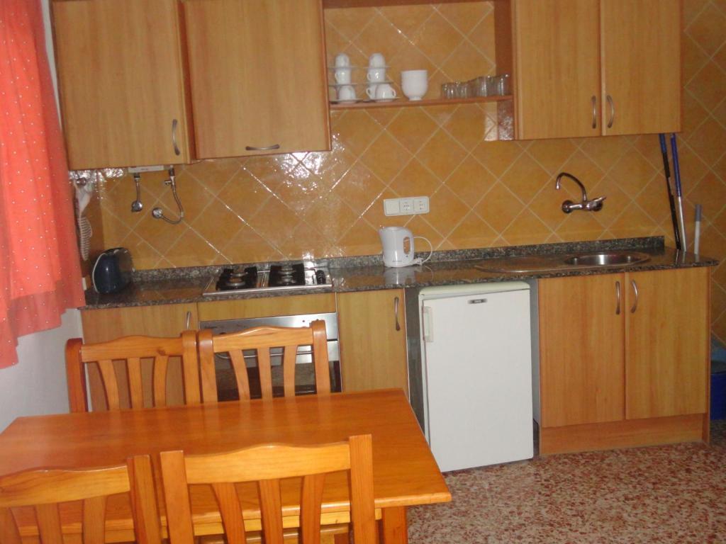 Apartamentos Cala Llonga Cala Llonga  Zimmer foto