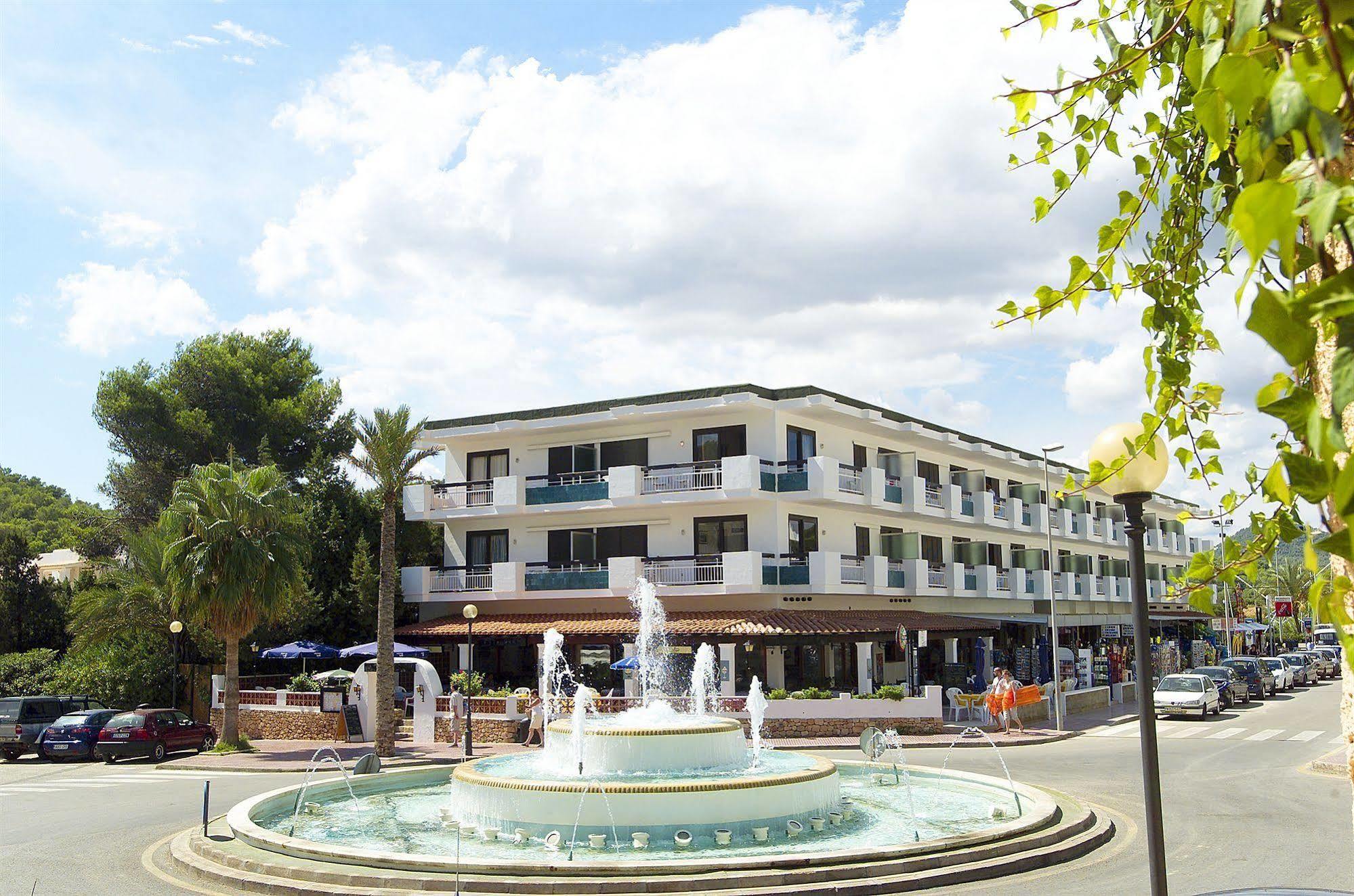 Apartamentos Cala Llonga Cala Llonga  Exterior foto