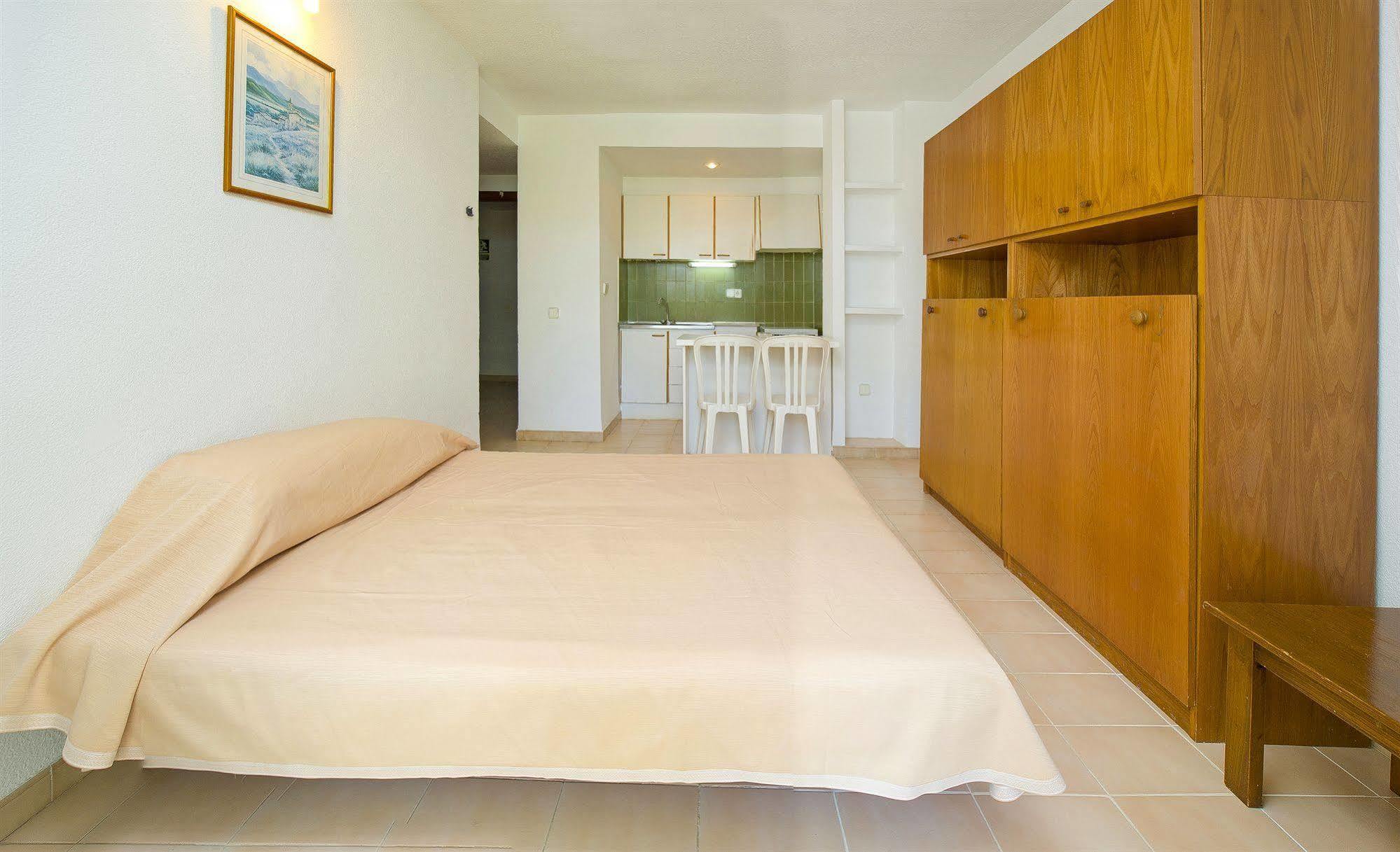 Apartamentos Cala Llonga Cala Llonga  Exterior foto