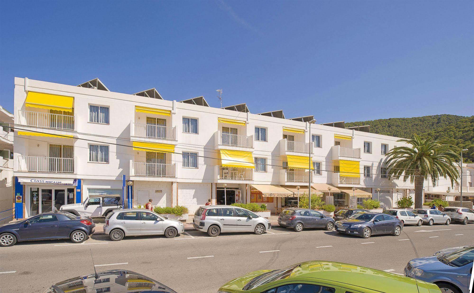 Apartamentos Cala Llonga Cala Llonga  Exterior foto