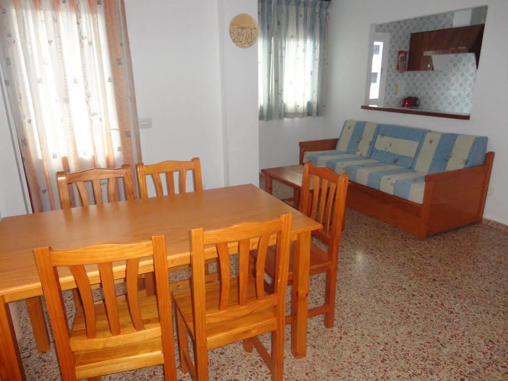 Apartamentos Cala Llonga Cala Llonga  Exterior foto