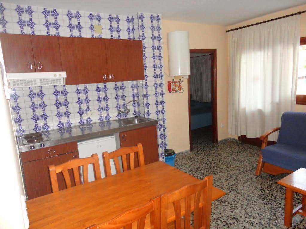 Apartamentos Cala Llonga Cala Llonga  Exterior foto