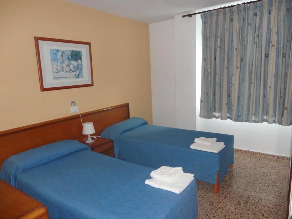 Apartamentos Cala Llonga Cala Llonga  Exterior foto
